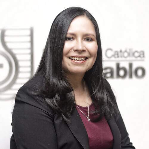 Dr. Regina Paola Ticona Herrera